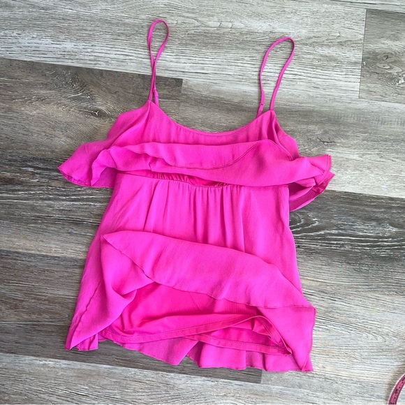 BCBG tiered magenta ruffle tank - Picture 10 of 12